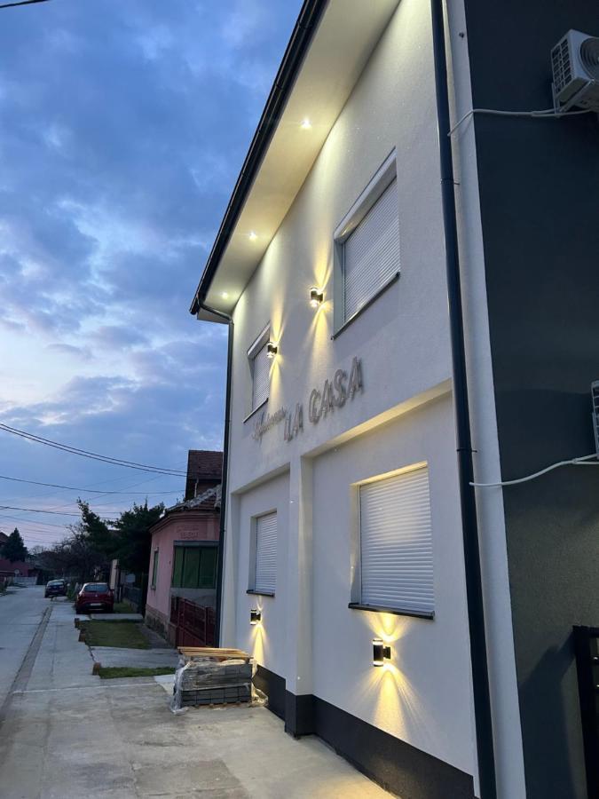 La Casa Apartments Ягодина Екстер'єр фото