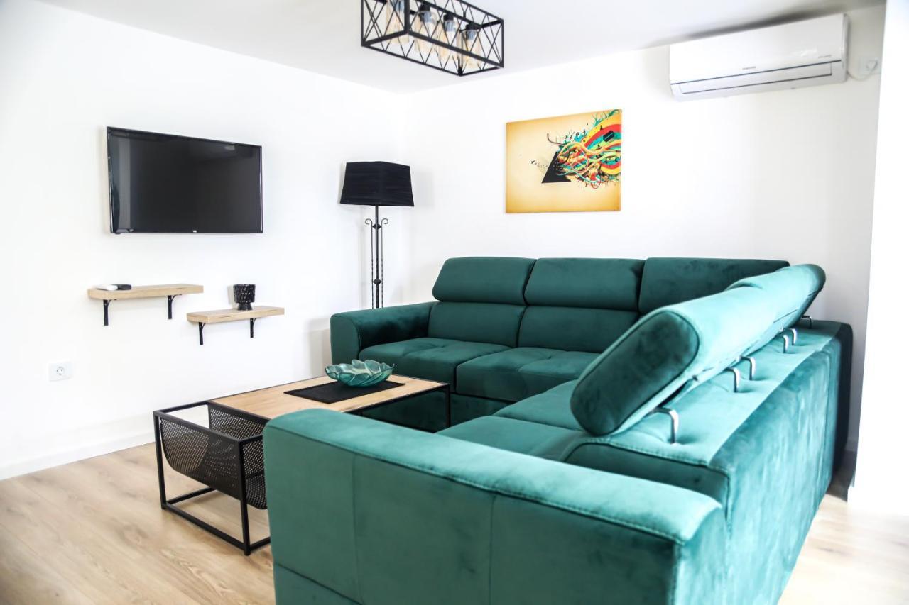 La Casa Apartments Ягодина Екстер'єр фото