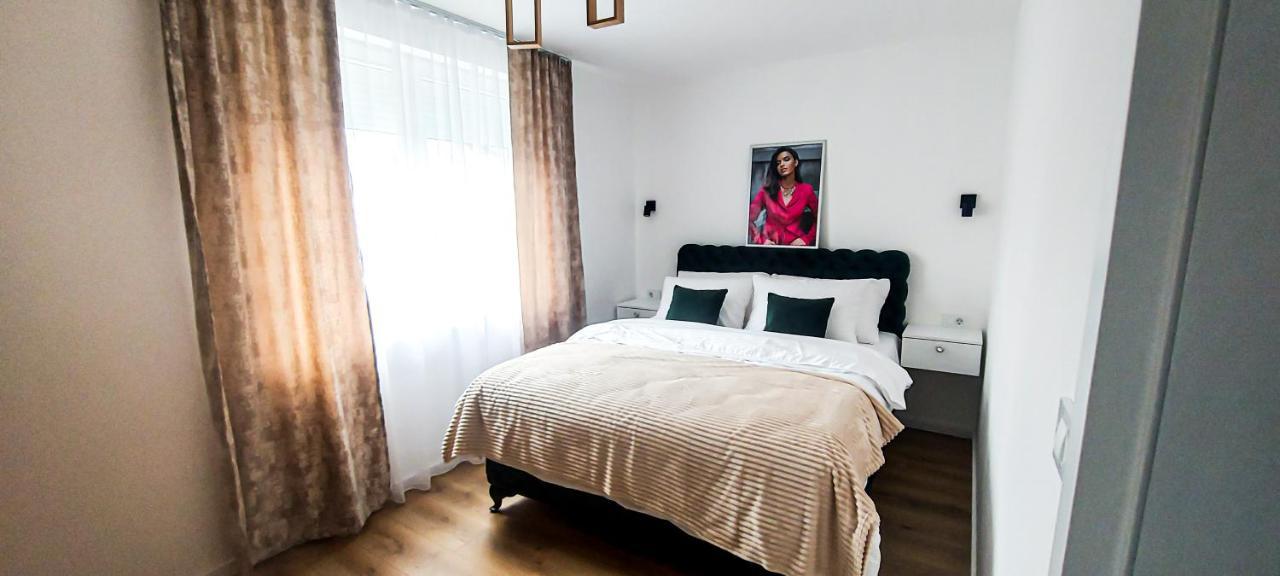 La Casa Apartments Ягодина Екстер'єр фото